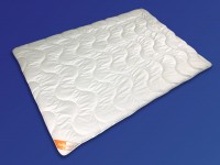 GARANTA Hallo Wach, Leicht - Steppbett, Microfaser, SOMMER leicht GARANTA Hallo Wach, Leicht - Steppbett, Microfaser, SOMMER leicht